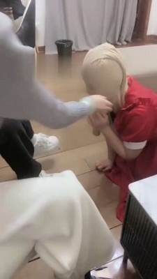 直播视频 《安琪》带新素人玩母畜生 [30分19秒]