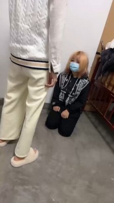 直播视频 《天津情侣》脚底下卑微女奴《双视角版》 [35分22秒]