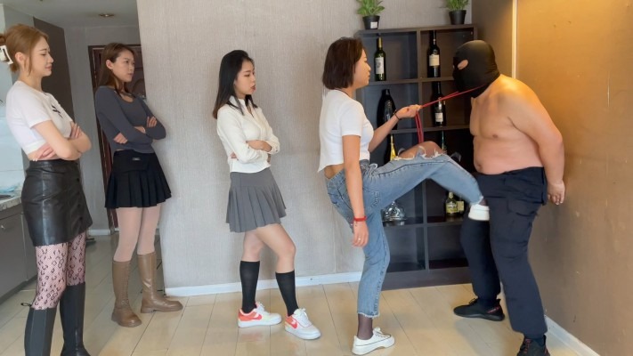 碎蛋娇娃 『超S·联盟』女生宿舍的围殴 [48分56秒]