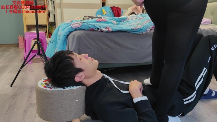 资讯|女王女主 《90日常》 黑丝下的人肉板凳 [48分56秒]