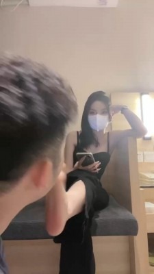 直播视频 《千岛》大一学生被虐待 [30分19秒]