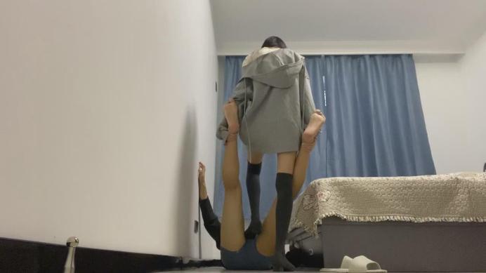 资讯|活力诗蔓 时尚女孩潮流袜靴的虐蛋折磨 [17分26秒]