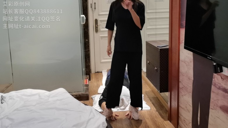 资讯|女王女主 《橘子粥》宅舞～无意识跳舞踩踏，在手上跳舞 [23分37秒]