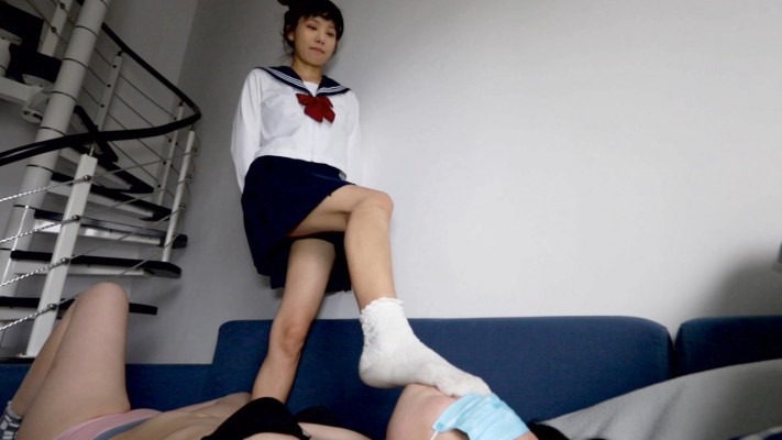 惑心 《惑心》臭袜窒息踹裆踩喉咙 [48分56秒]