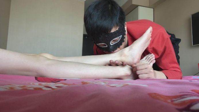 活力诗蔓 舔尝美脚的极度享受 [30分19秒]