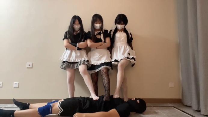 资讯|珂玥香培玉琢 三女仆小姐姐调戏玩弄 [48分56秒]