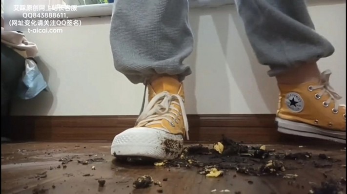 资讯|crush 新人高中生帆布鞋踩烂奥利奥和芝士片 [9分43秒]