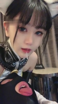 直播视频 《维妮》cos可爱角色诱惑同学做狗 [48分56秒]
