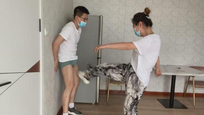 女王女主 超狠摧毁男阳！姐姐的对弟弟下面的发泄 8628 [17分26秒]