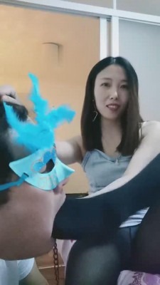 直播视频 《心竹S》黑丝强制深喉恋足 [48分56秒]
