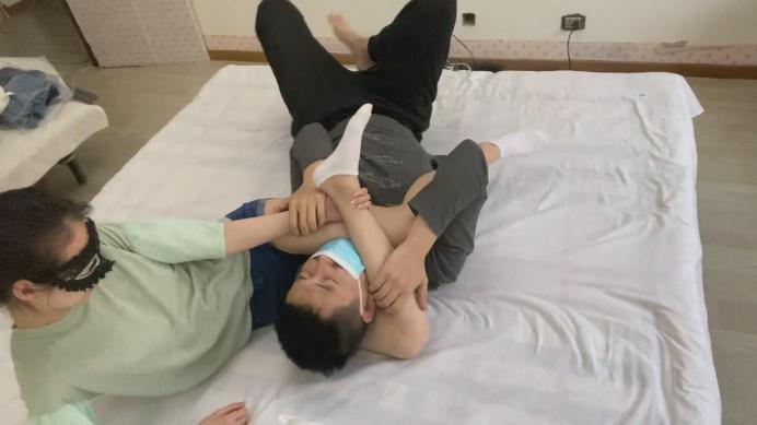 活力诗蔓 美腿任务！腿绞虐杀倒计时 [32分35秒]