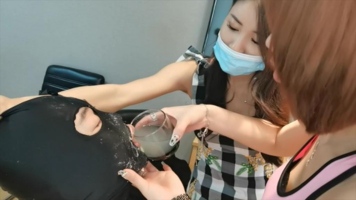王某人群踩 安然女帝强灌口水 [48分56秒]