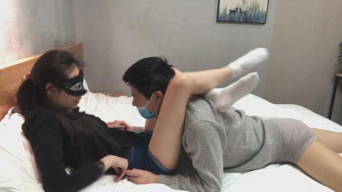 活力诗蔓 腿绞强虐宾馆图谋不轨的男生 [32分35秒]
