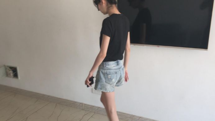 活力诗蔓 首次女巨人主题 超美脚近景踩爆作品 [21分24秒]