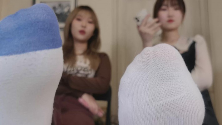 玉女工作室 双模特POV羞辱 [9分46秒]