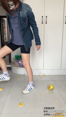 crush 《雅泫》贝壳鞋暴跺苹果 [11分36秒]