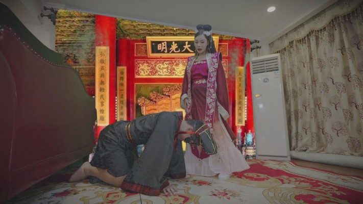 古装 古装控之皇妃踩杀下贱太监 [48分56秒]