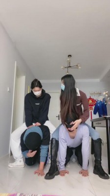 直播视频 《罗宾》带素人闺蜜凶残改造俩傻狗 [32分35秒]