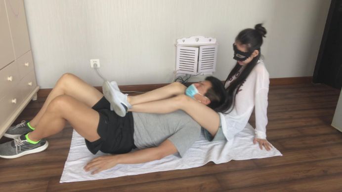 资讯|活力诗蔓 美脚校花与小偷的缠斗 [32分35秒]