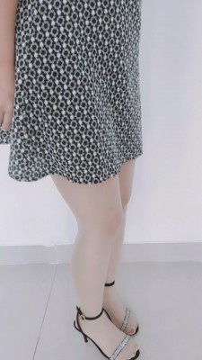 资讯|crush 黑色高跟鞋踩两只乌龟（一大一小） [10分31秒]