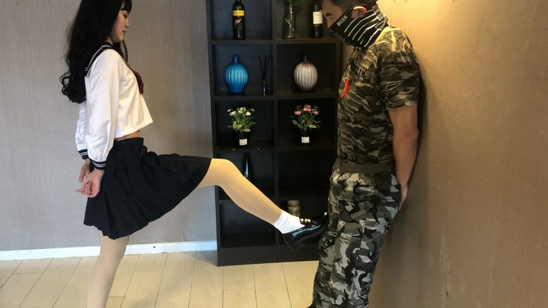 碎蛋娇娃 〖碎蛋娇娃〗长腿女神的羞辱 [12分18秒]
