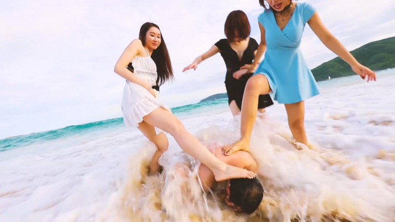 H.P.L栖心之栈 〖H.P.L栖心之栈〗—三亚第一弹：海边虐蒙面男 [30分19秒]