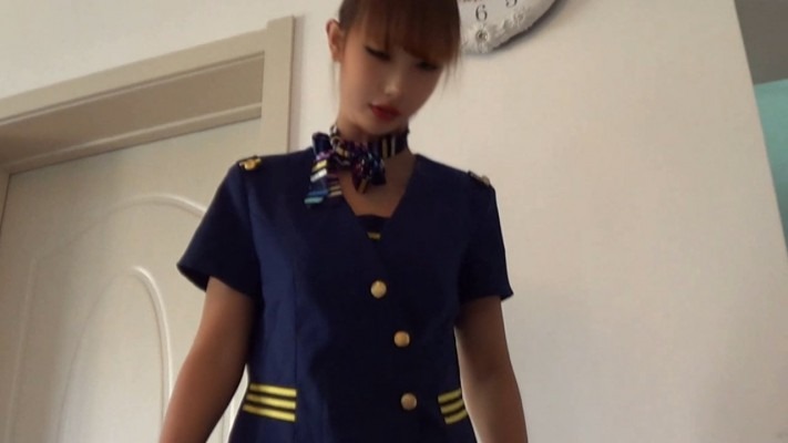黑冰女神 踩废废物狗 部分pov仰视视角 [48分56秒]