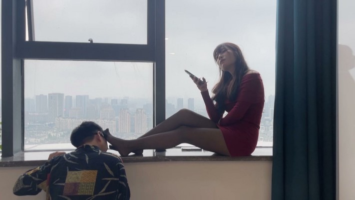 黑丝诱惑 《黑丝诱惑》素人篇：探店主播洋洋的首次拍摄 [48分56秒]