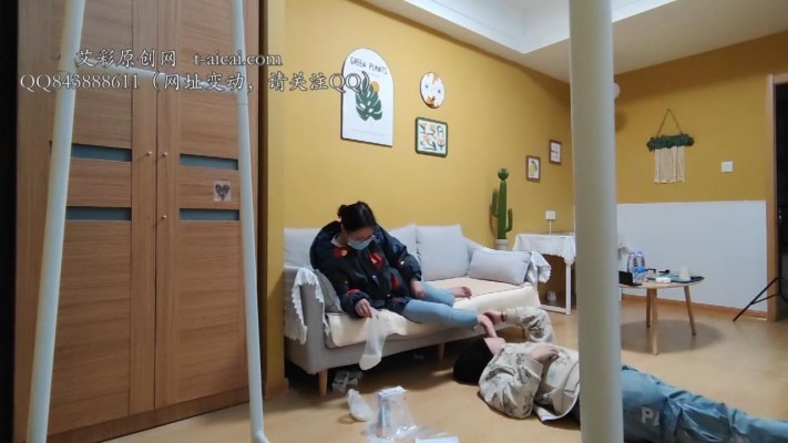 00后校园原创 《00后校园原创》雯雯女s露脸牛奶泡脚命令贱狗舔脚深喉牛奶放嘴里泡脚 [30分19秒]