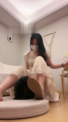 直播视频 《强抚》喜欢舔脚的前男友 [30分19秒]
