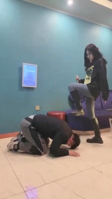 直播视频 《初见》歌舞厅小姐玩弄老板 [48分56秒]