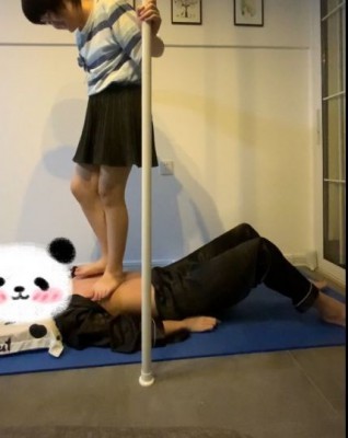 女王女主 小主妹妹第二次玩弄蹦床哥哥 [48分56秒]