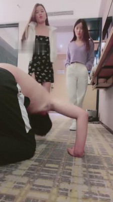 资讯|直播视频 《漫漫》双S近距离舔棉袜脚/圣水 [17分26秒]