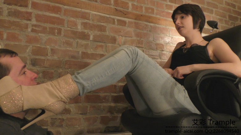 资讯|欧美调教 超清Dreamgirls绝美Jessika 高跟裸足 [19分19秒]