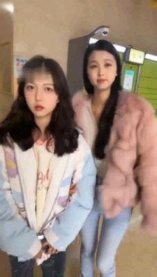 直播视频 《樱木花道》停车场开发双素人女神 [48分56秒]