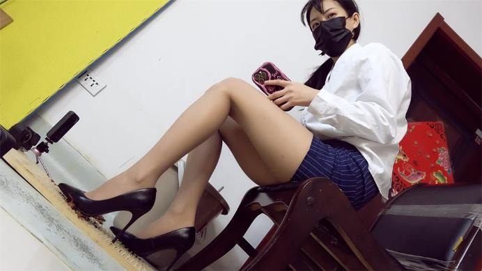 婧児小主 LCT314a1 晓G搓板高跟碾碎龙虾 全语言践踏踩碎！a1上集 [9分14秒]