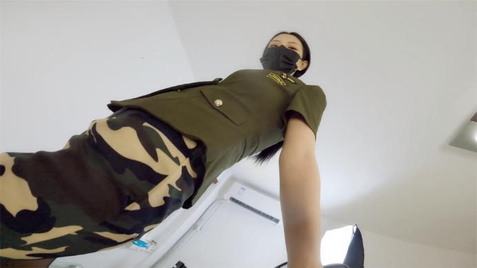 婧児小主 LCT224i 晓G审讯官桌刑处决践踏玩死囚犯 i 全语言双视 [48分56秒]