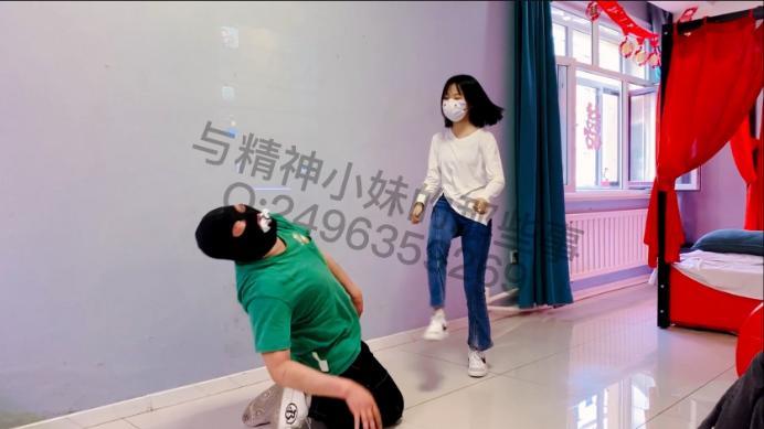 资讯|女王女主 惩罚偷女学生鞋的老师1-超重度! [48分56秒]