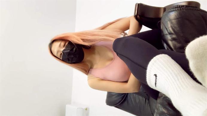 资讯|婧児小主 LCT076e 温柔的晓G妈妈 瑜伽装运动棉袜和肉丝玩弄你熟女KJpov 字幕版 [17分26秒]