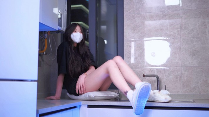 资讯|女王女主 《Umi 纯欲风》白袜第一视角羞辱 [9分46秒]