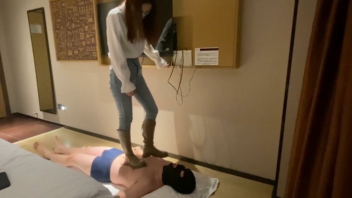黑丝诱惑 《黑丝诱惑》沐沐女主暴力调教上海狗 [48分56秒]