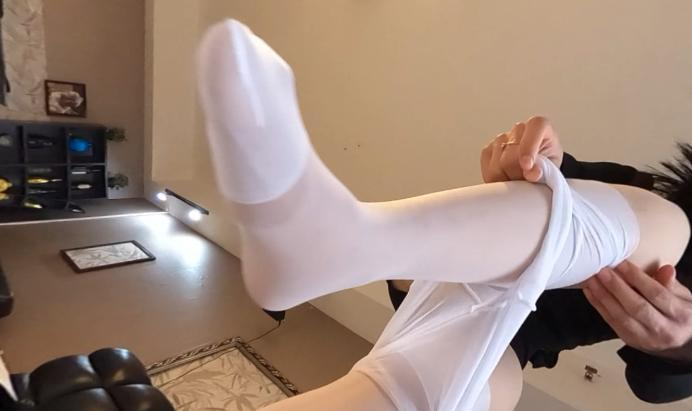 crush 《GTS-VR》来吧，展示！风衣女神的showtime《白丝擦枪》《长靴》《裸足》《VORE》 [22分52秒]