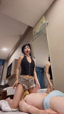直播视频 《绝美兔女王》脏鞋原味白袜虐废物 [17分37秒]
