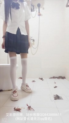 crush 《咔嚓之音》JK小女生萱萱踩一堆龙虾 [6分58秒]