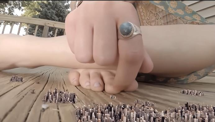 资讯|crush 《GTS-绝版重置电影》缩小城市APP三部曲《超大体型差》《肉丝》《高跟》《裸足》 [10分24秒]