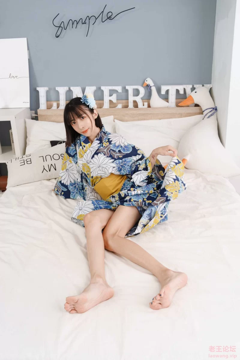 Limer-子子 超敏感脚脚初次被TK [160P-395MB]