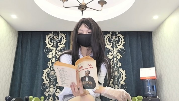 crush 《ToKNai》俐子不经意踩千足虫-运镜版 [12分57秒]