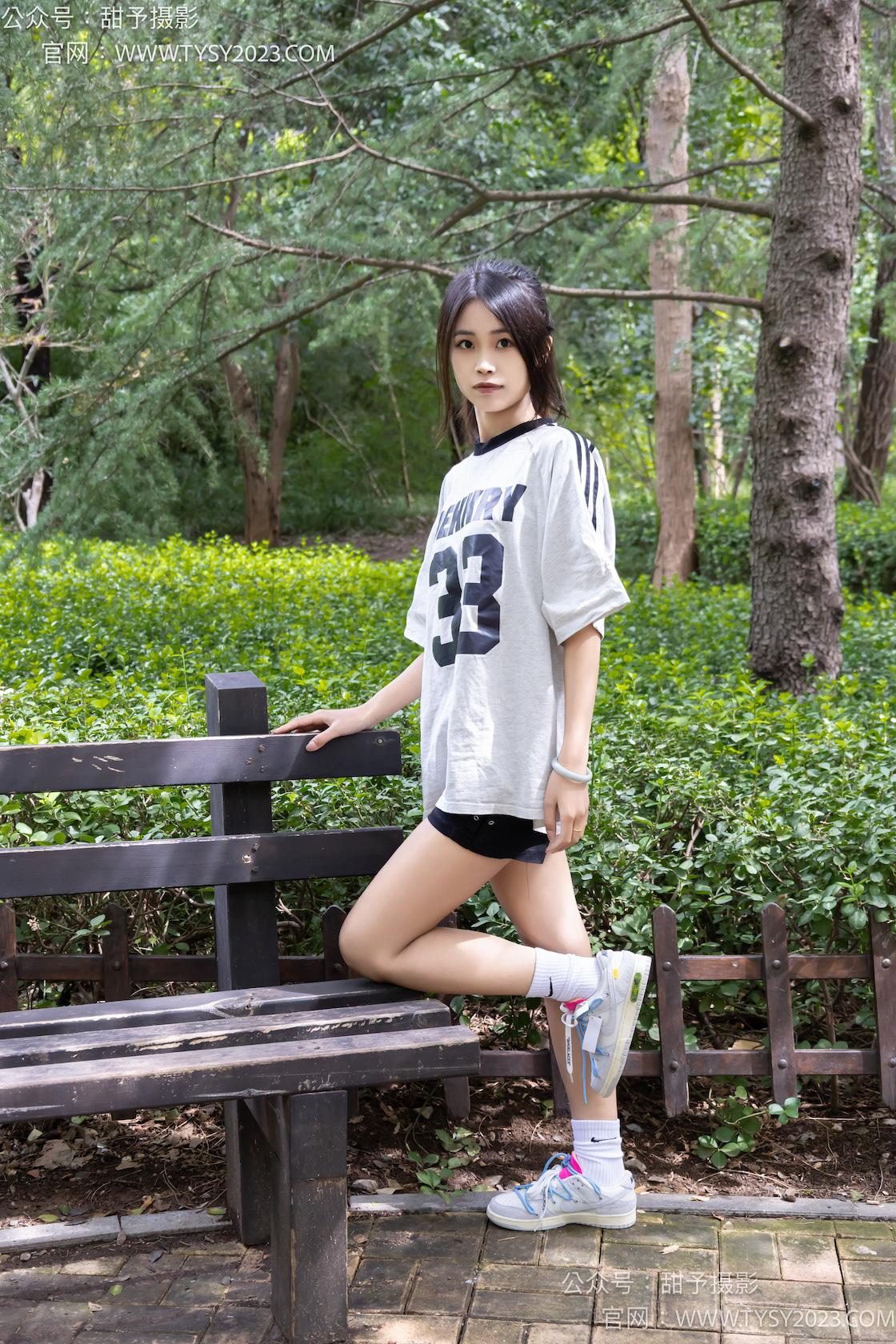 甜予摄影 - NO.261期 《茉莉》 板鞋，白棉袜，裸足