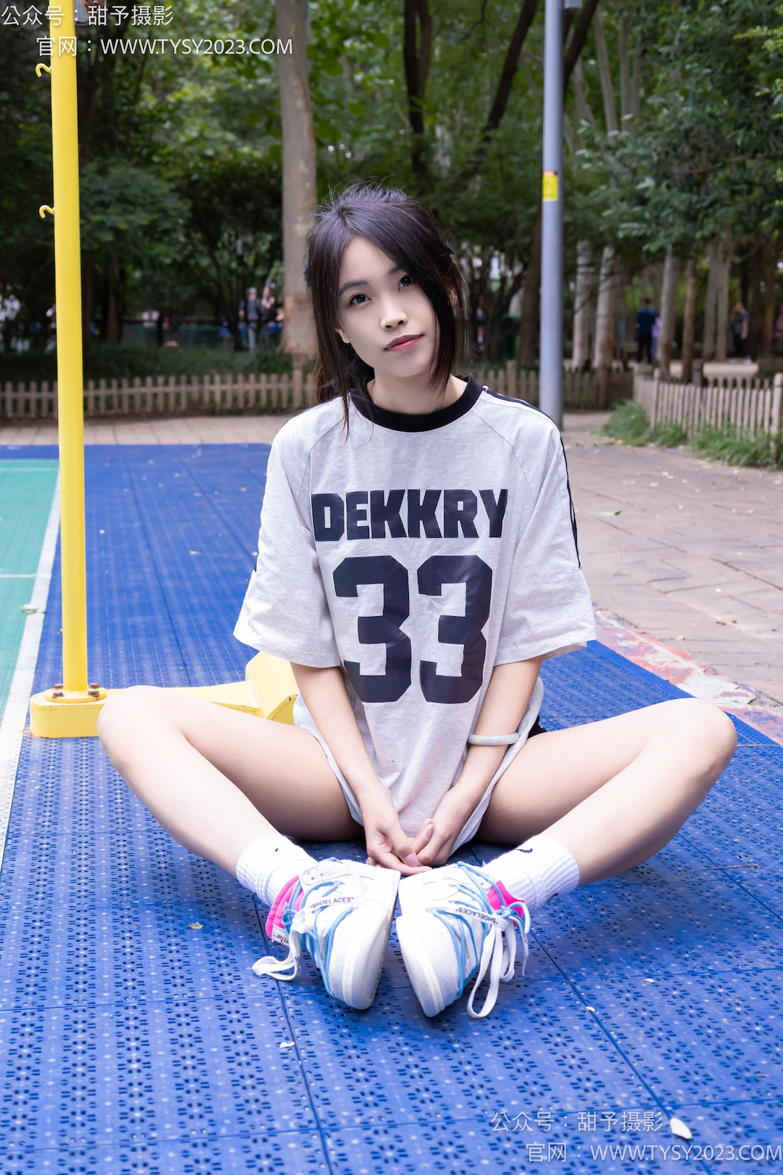 甜予摄影 - NO.261期 《茉莉》 板鞋，白棉袜，裸足