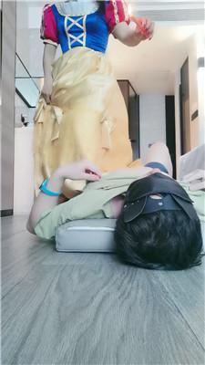 璃茉老师体验被迪士尼公主虐下 JS250324-5